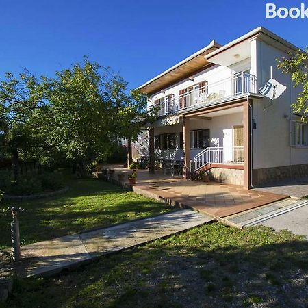 Apartamani Katarina Vl.Ilija Jusup Lejlighed Starigrad Paklenica Eksteriør billede