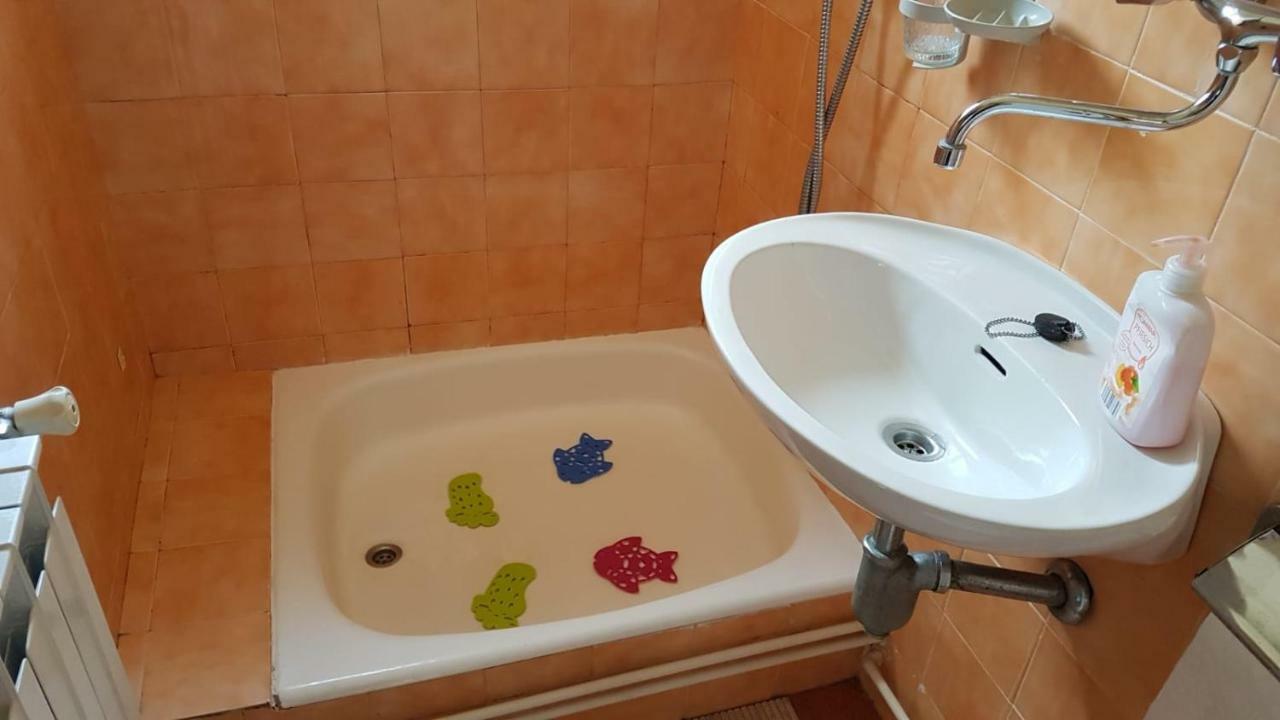 Apartamani Katarina Vl.Ilija Jusup Lejlighed Starigrad Paklenica Eksteriør billede