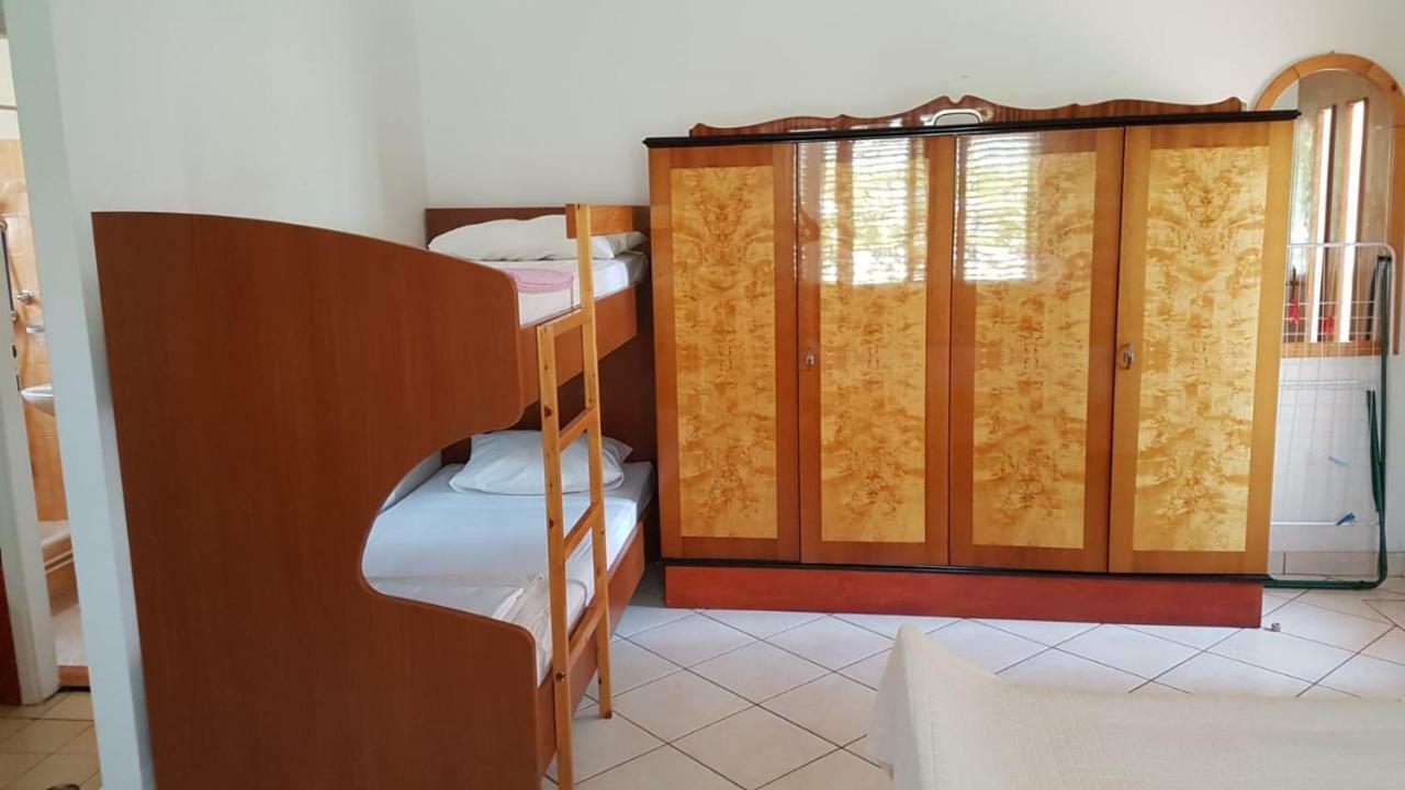 Apartamani Katarina Vl.Ilija Jusup Lejlighed Starigrad Paklenica Eksteriør billede